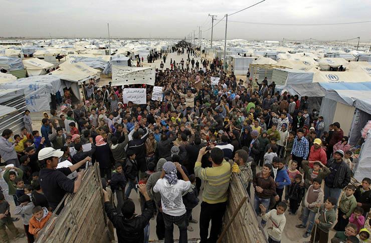 مخيمات اللاجئين السوريين
