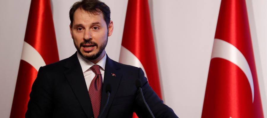 وزير المالية التركي براءت البيرق                  