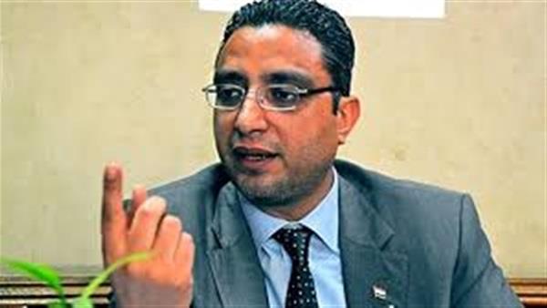 الدكتور أحمد الأنصاري محافظ سوهاج
