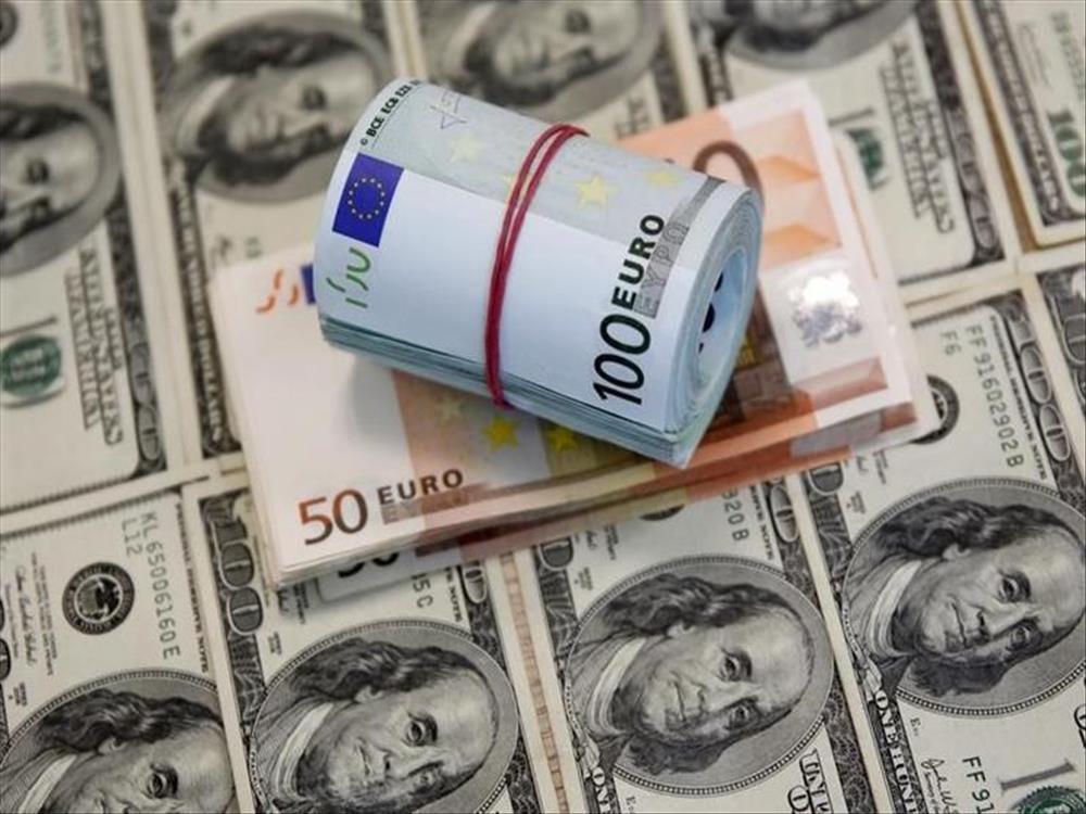  الدولار واليورو                                  