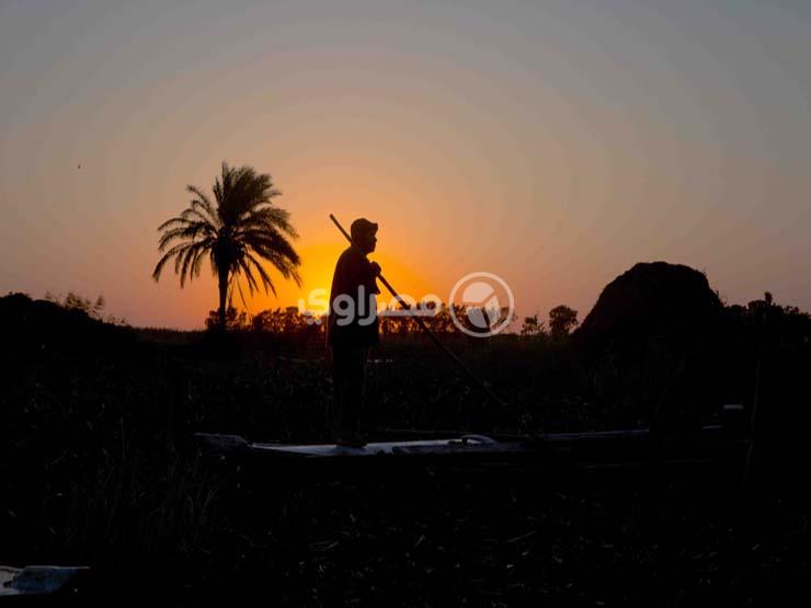  أحد الصيادين في قرية الشخلوبة