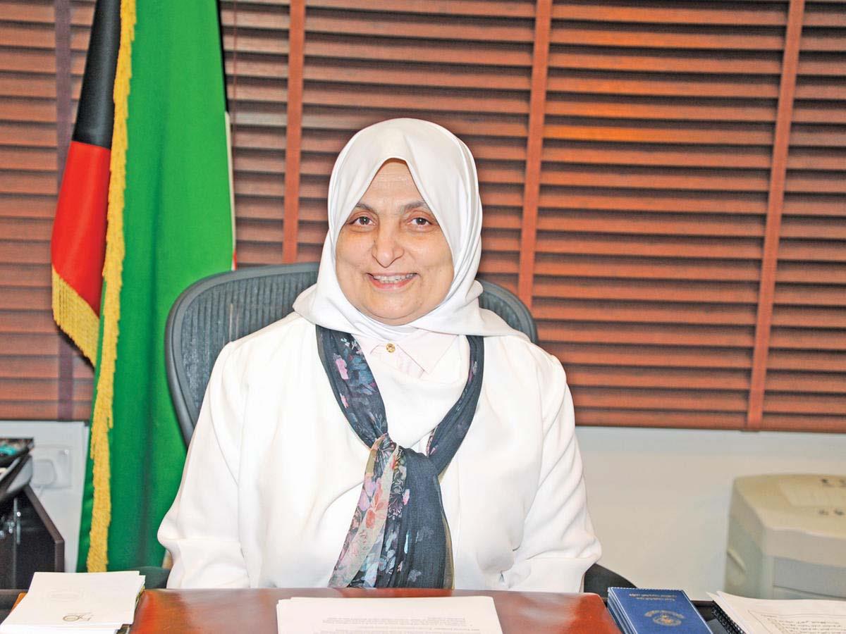 وزيرة الشئون الاجتماعية والعمل الكويتية هند الصبيح
