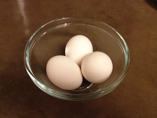    ماذا سيحدث لك إذا تناولت 3 بيضات يوميًا؟