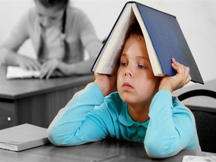 8 نصائح للتعامل مع طفلك خلال فترة الامتحانات