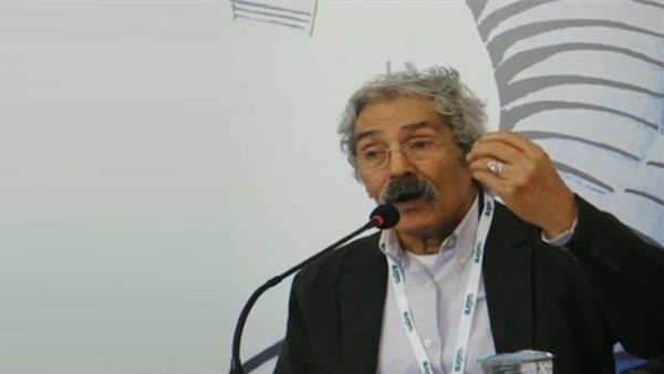 الكاتب الكبير إبراهيم أصلان