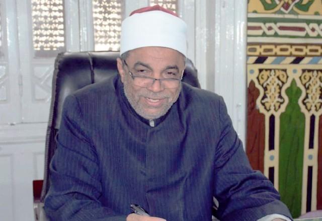 الدكتور جابر طايع رئيس القطاع الديني              