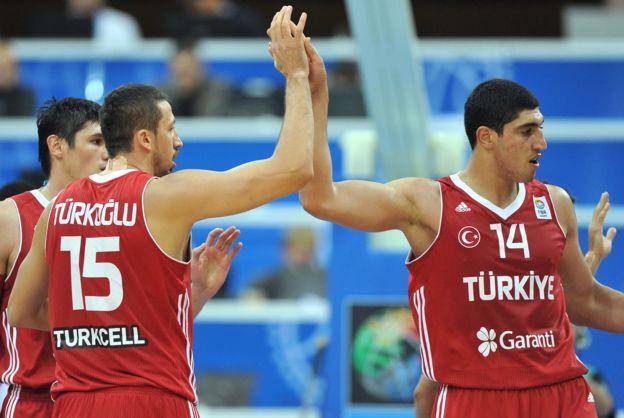 _105224540_gettyimages-123263075