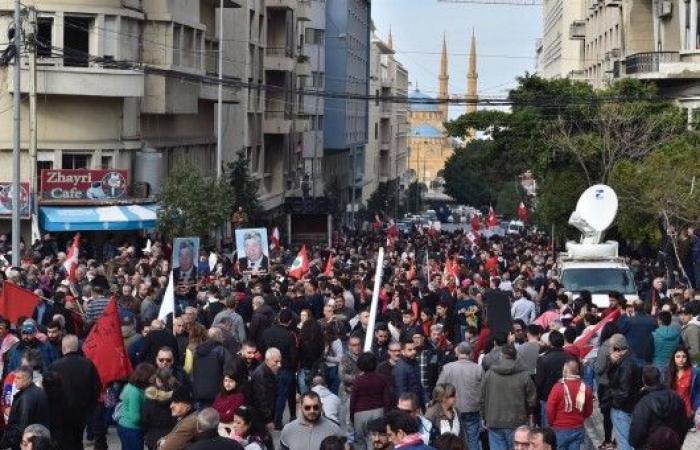 مظاهرة في لبنان احتجاجا على الأوضاع الاقتصادية