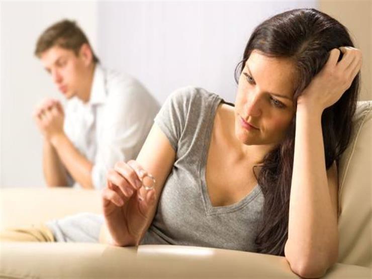 هل إهمال الزوجة لزوجها يقلل الفتور العاطفي أم يزيد