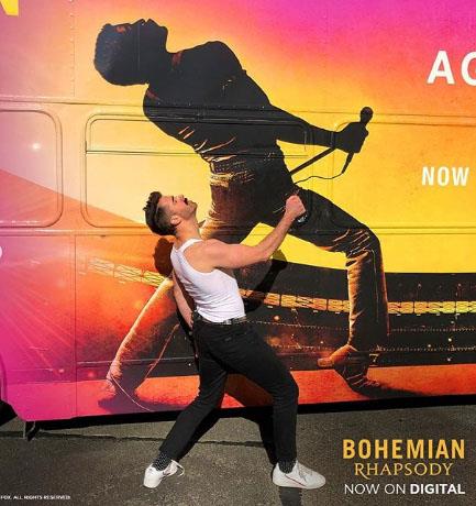 الجماهير تحتفل بنجاح Bohemian Rhapsody