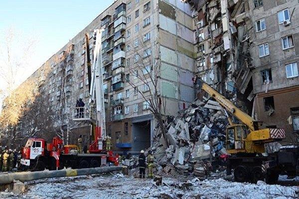قتلى وجرحى ومفقودون إثر انهيار مبنى في روسيا