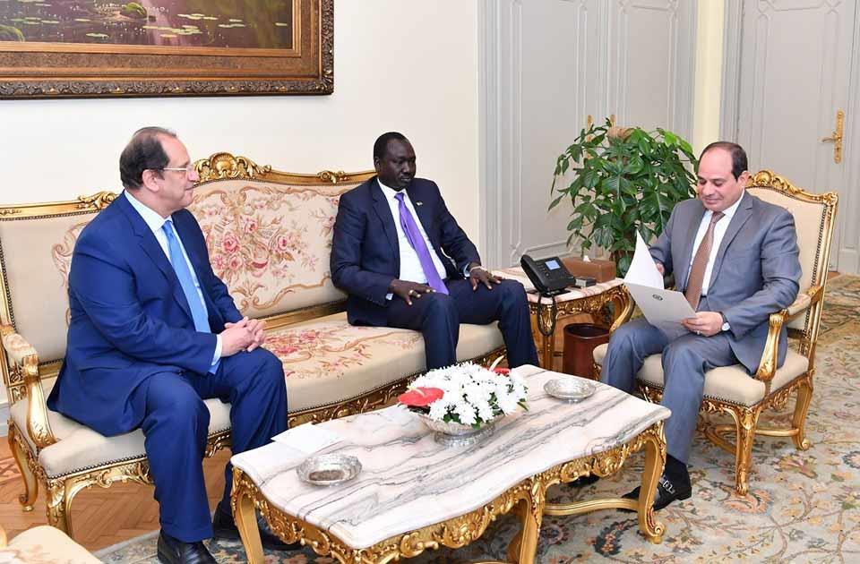 السيسي يتسلم دعوة للمشاركة بمفاوضات السلام السودان