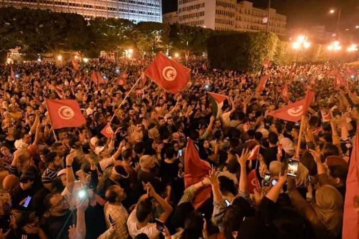 احتفالات تونس