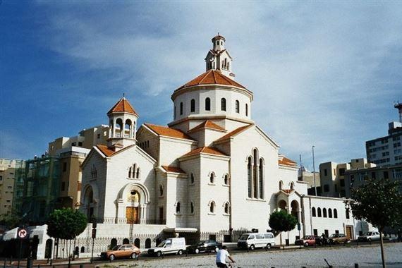 الكنائس في لبنان