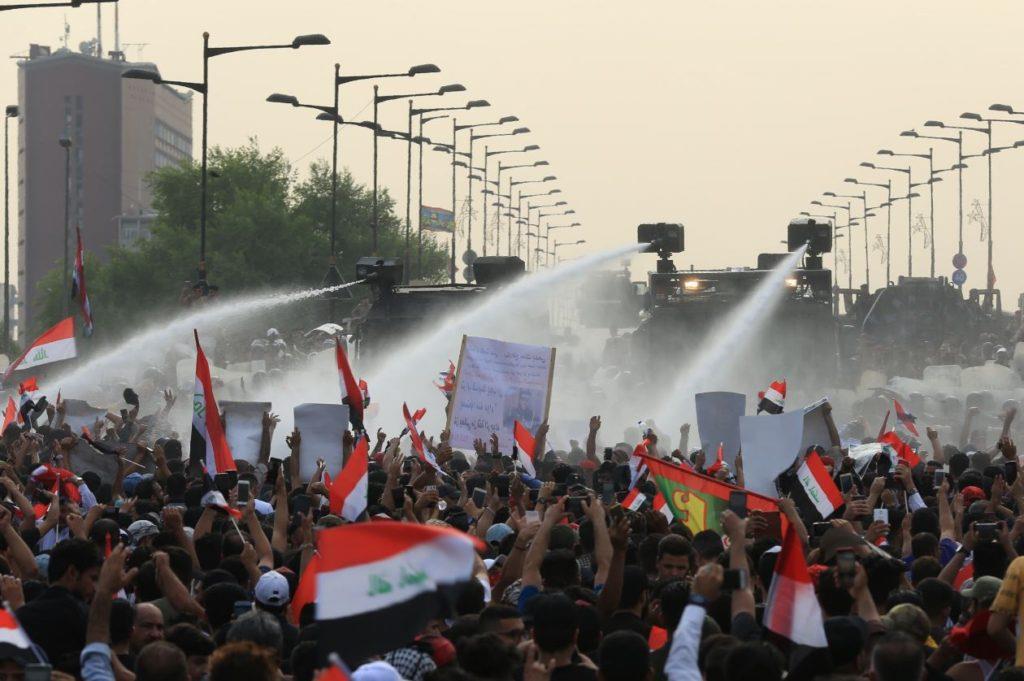 تظاهرات عنيفة في العراق