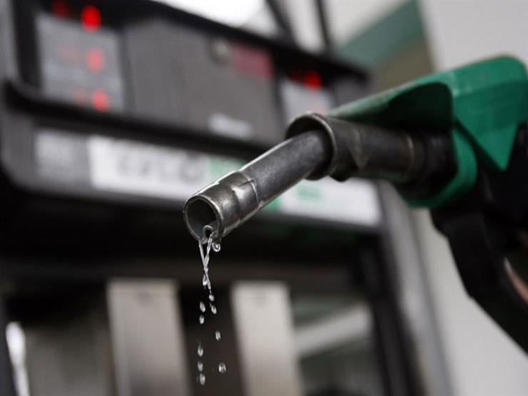 الحكومة تتجه لزيادة أسعار البنزين