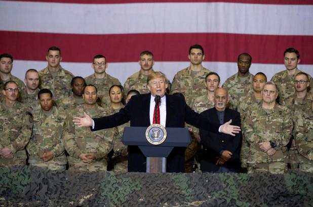 الرئيس الأمريكي دونالد ترامب في أفغانستان