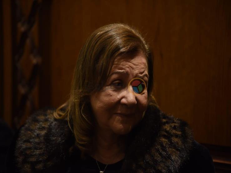 محمد صبحي ودلال عبد العزيز وهناء الشوربجي أول حضور عزاء حسن عفيفي