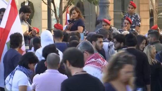 محتجون لبنانيون - ارشيفية