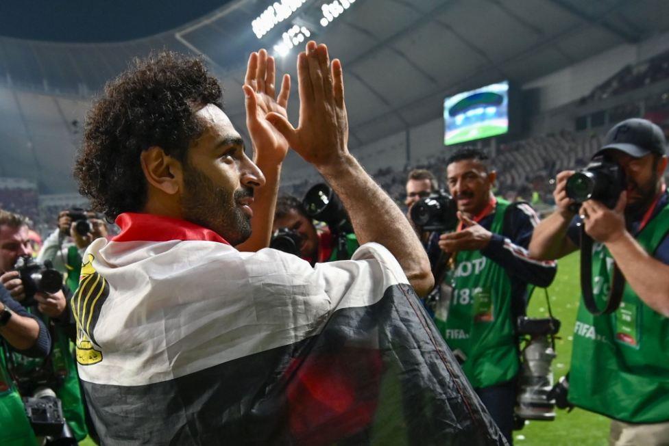 محمد صلاح بعلم مصر