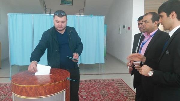 الانتخابات في أوزبكستان