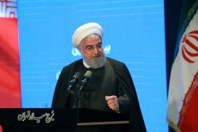 صورة موزعة للرئيس الإيراني حسن روحاني خلال خطاب له
