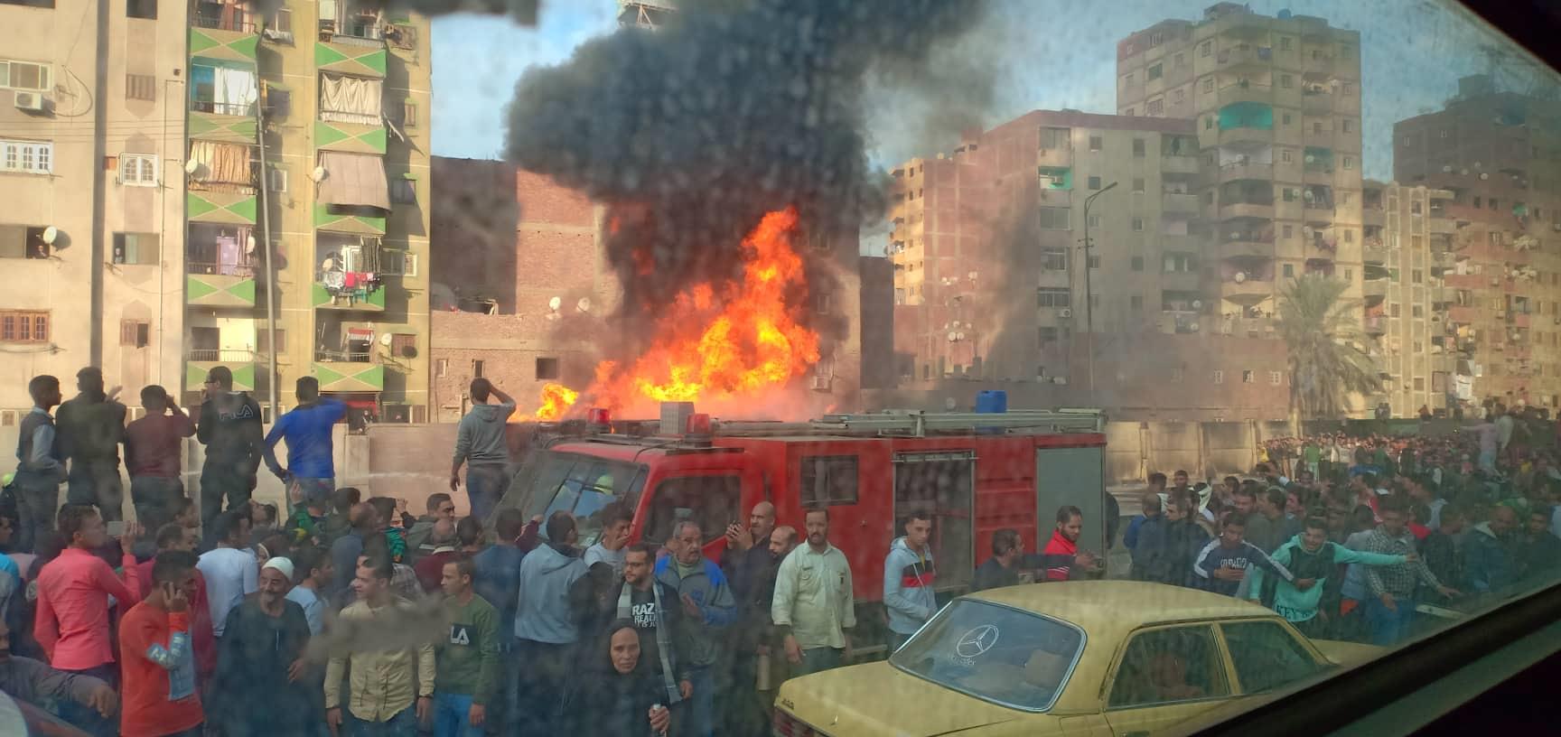 حريق سيارة على الطريق الدائري 2