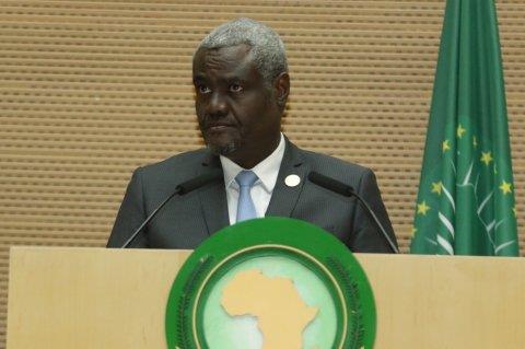 رئيس مفوضية الاتحاد الأفريقي موسى فقي محمد