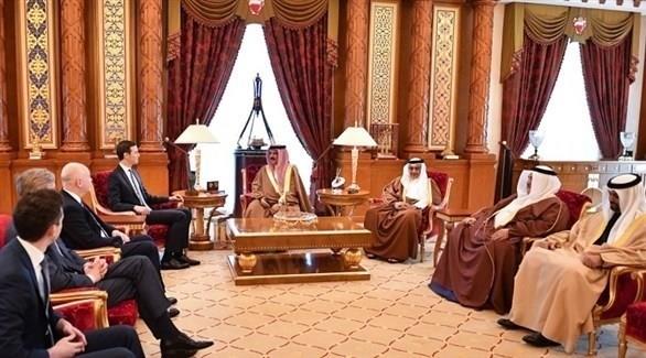 ملك البحرين يستقبل جاريد كوشنر