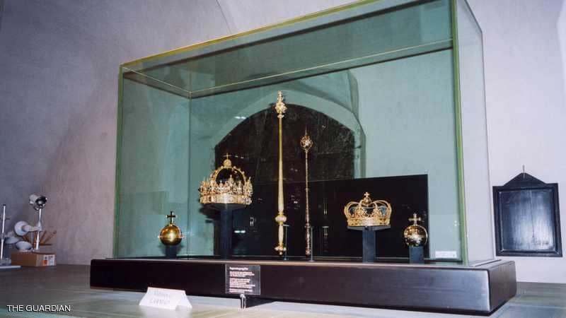 مجوهرات التاج السويدي المسروقة التي تمت استعادتها
