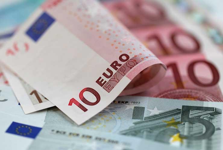 سعر اليورو مقابل الجنيه