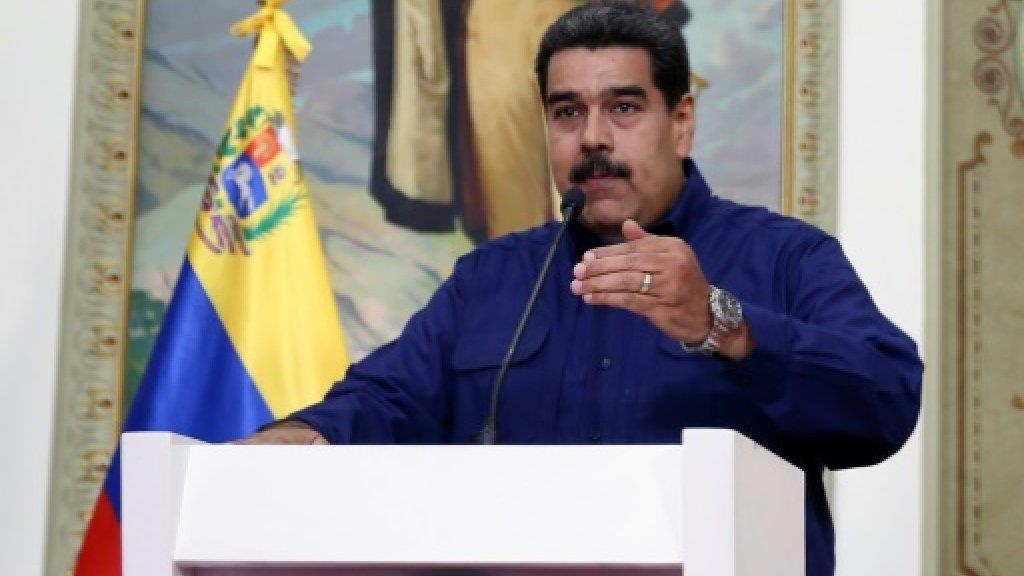 الرئيس الفنزويلي نيكولاس مادورو في مؤتمر صحافي في 