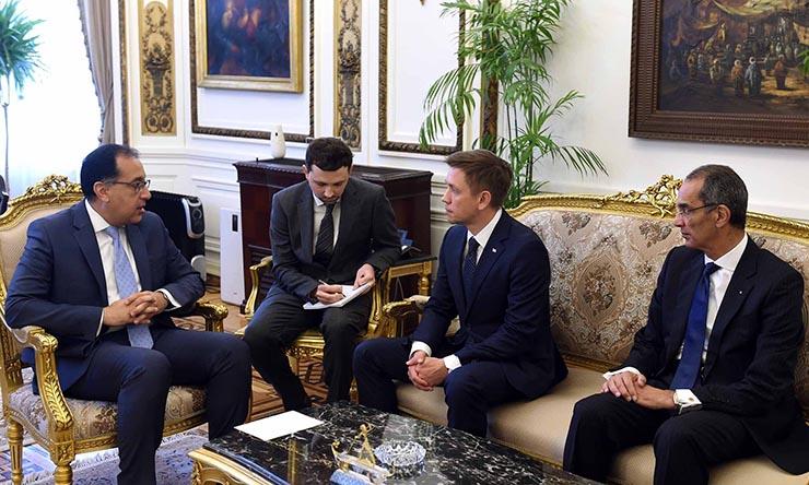 رئيس الوزراء يلتقي وزير الاتصالات الروسي