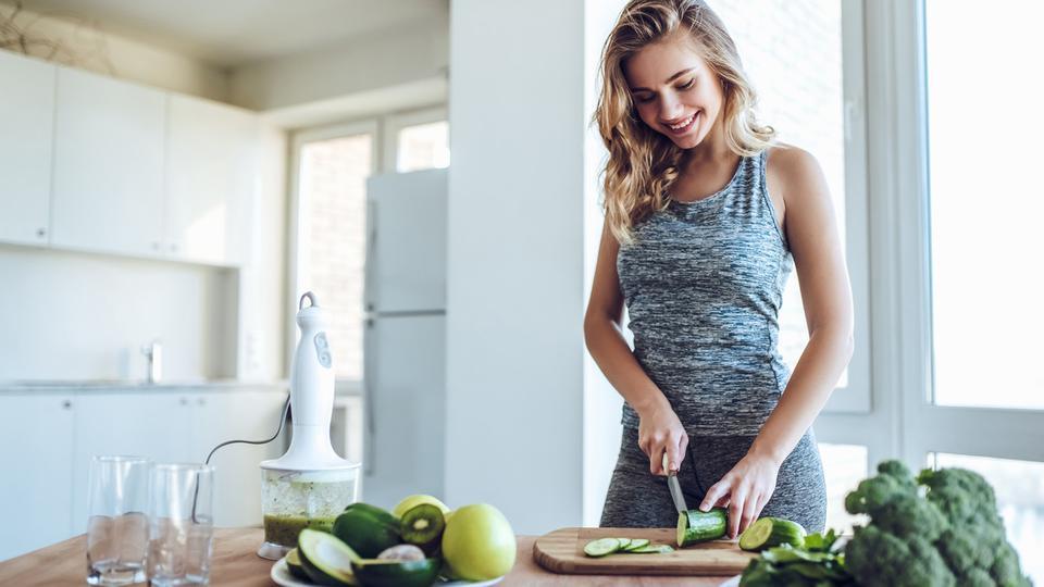 10 أطعمة هي الأفضل للحفاظ على جمال وشباب البشرة