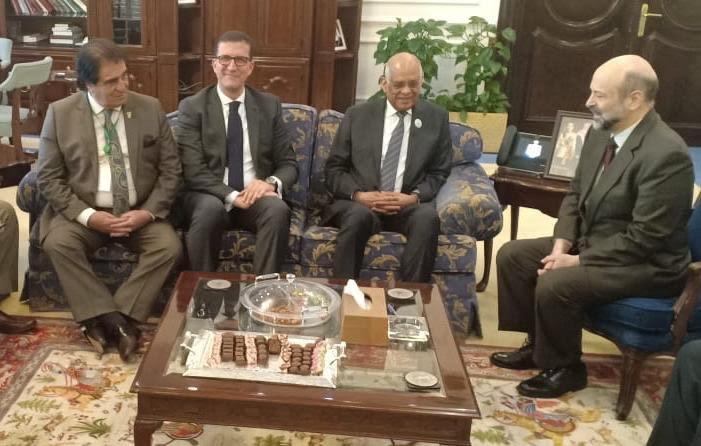 عبدالعال يبحث تعزيز الاستثمار مع رئيس وزراء الأردن