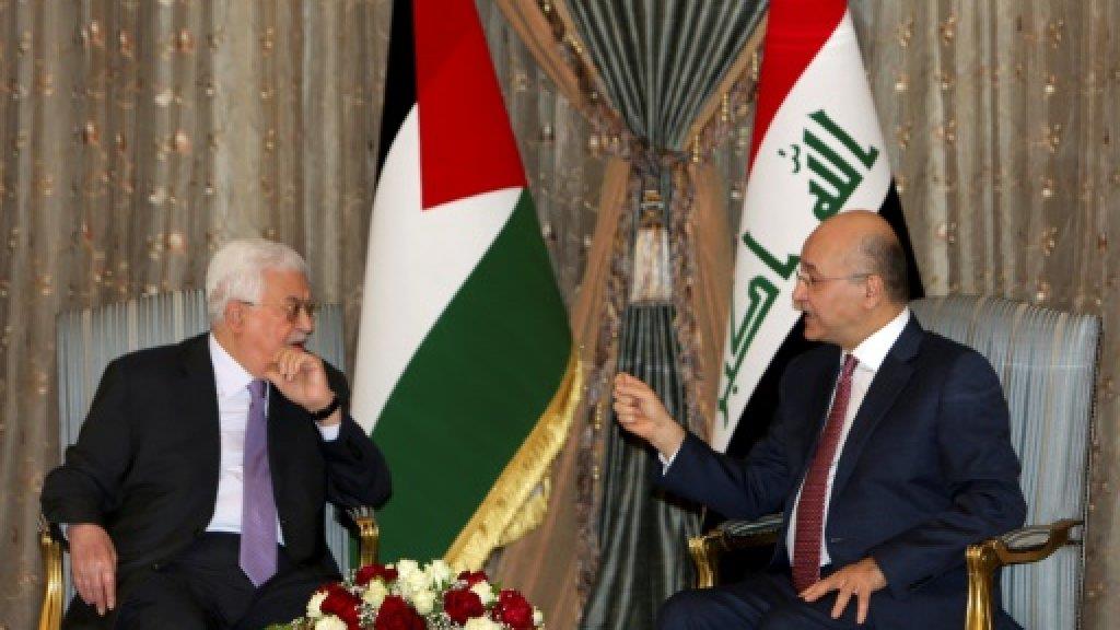 الرئيس العراقي برهم صالح خلال استقباله نظيره الفلس