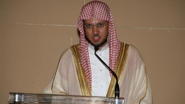 إمام وخطيب المسجد النبوي الشيخ الدكتور عبدالمحسن ب