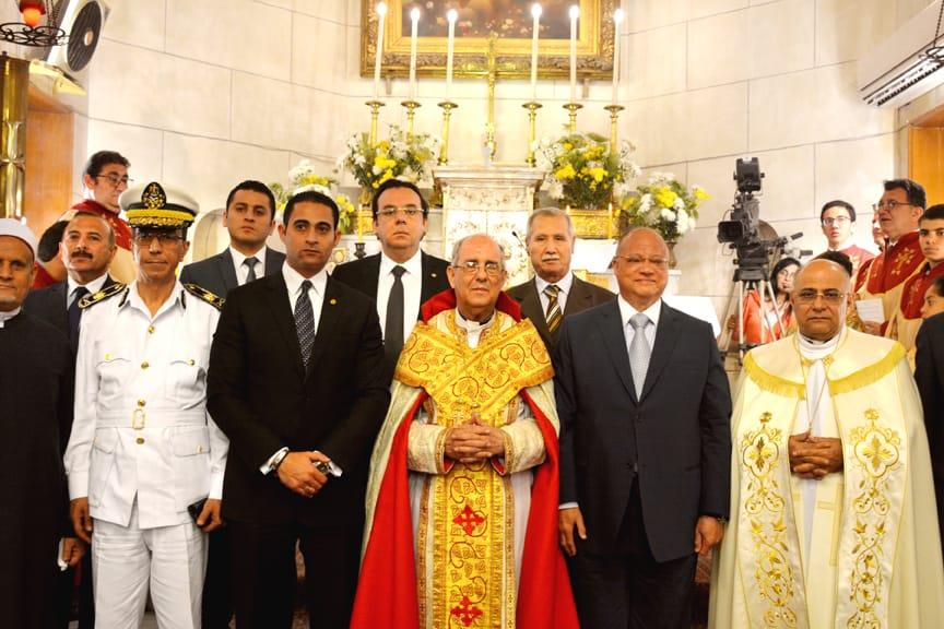 محافظ القاهرة يشارك الأرمن الكاثوليك قداس عيد القي