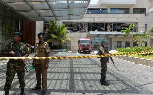 تطويق الشرطة لأحد مواقع تفجيرات سريلانكا          