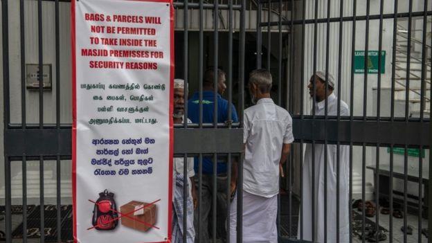 المساجد في سريلانكا تتخذ احتياطات أمنية صارمة تشمل
