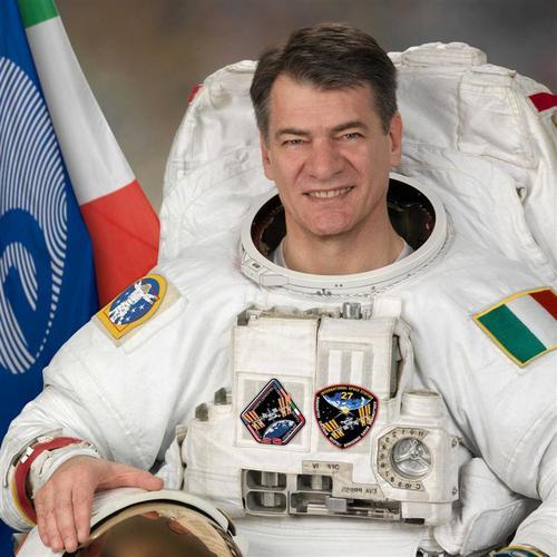 رائد الفضاء الإيطالي باولو نيسبولى