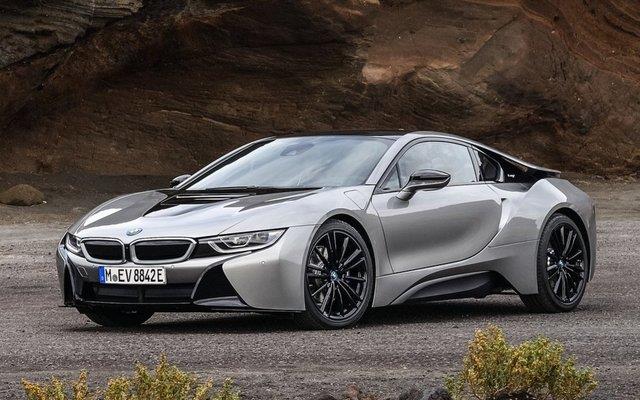 BMW I8