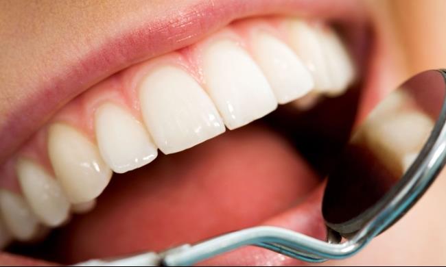  دراسة: عوامل بيئية تتسبب في تسوس أسنان الأطفال