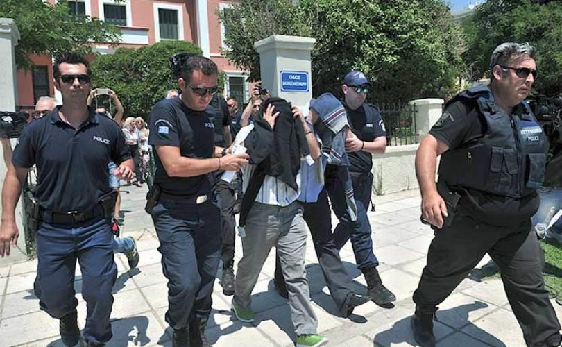 تركيا تصدر قرارات اعتقال 