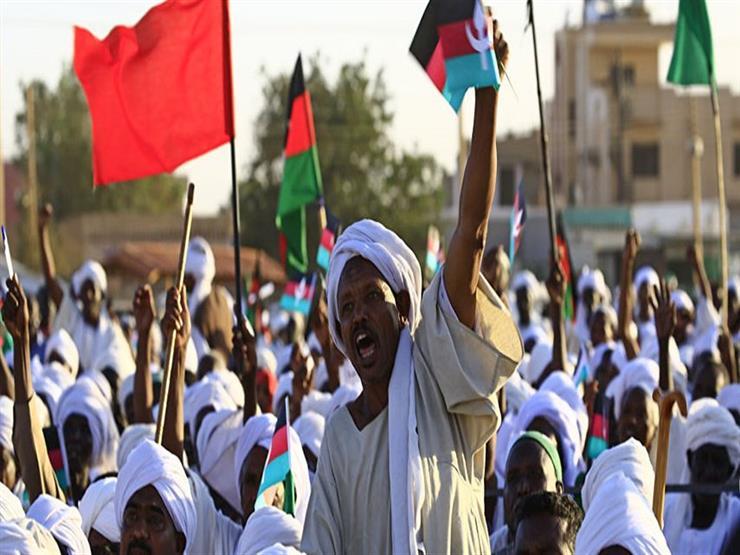 المتظاهرون السودانيون _ ارشيفيه