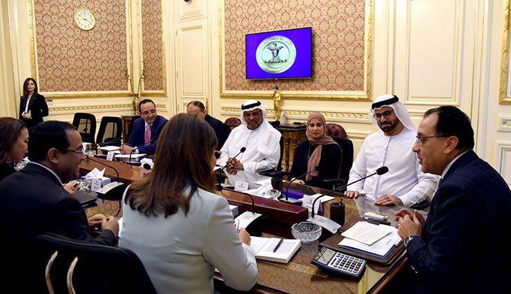 اجتماع رئيس الوزراء بالوفد الإماراتي