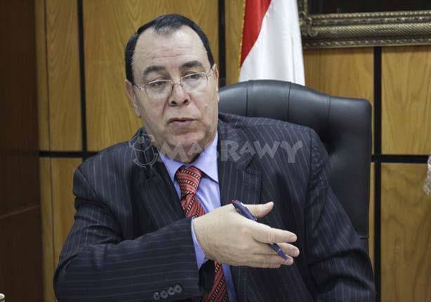 أحمد حسني رئيس جامعة الأزهر السابق