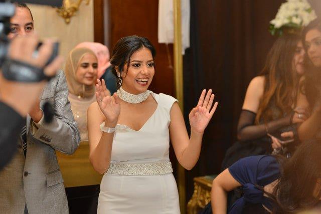 بالصور سهر الصايغ تحتفل بعقد قران شقيقها