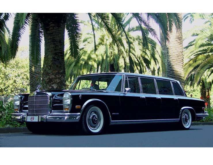 سيارة العائلة المالكة المغربية