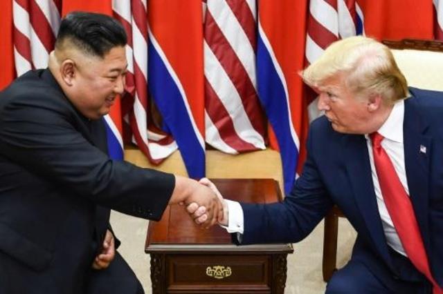 ترامب مع زعيم كوريا الشمالية